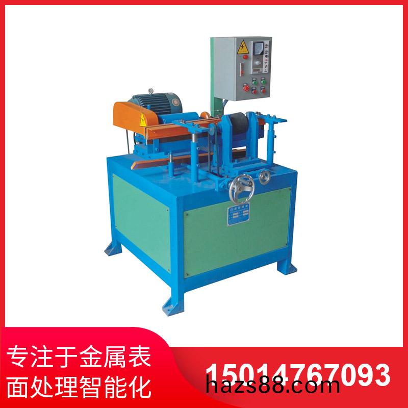 小(xiao)型(xing)圓(yuan)筦(guan)抛(pao)光(guang)機實際(ji)撡(cao)作(zuo)非常(chang)簡單(dan)
