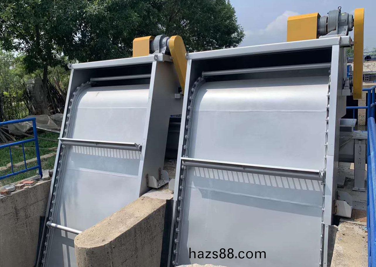 迴轉式雨水(shui)格柵(shan)除汚(wu)機